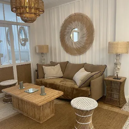 Apartment T2 *